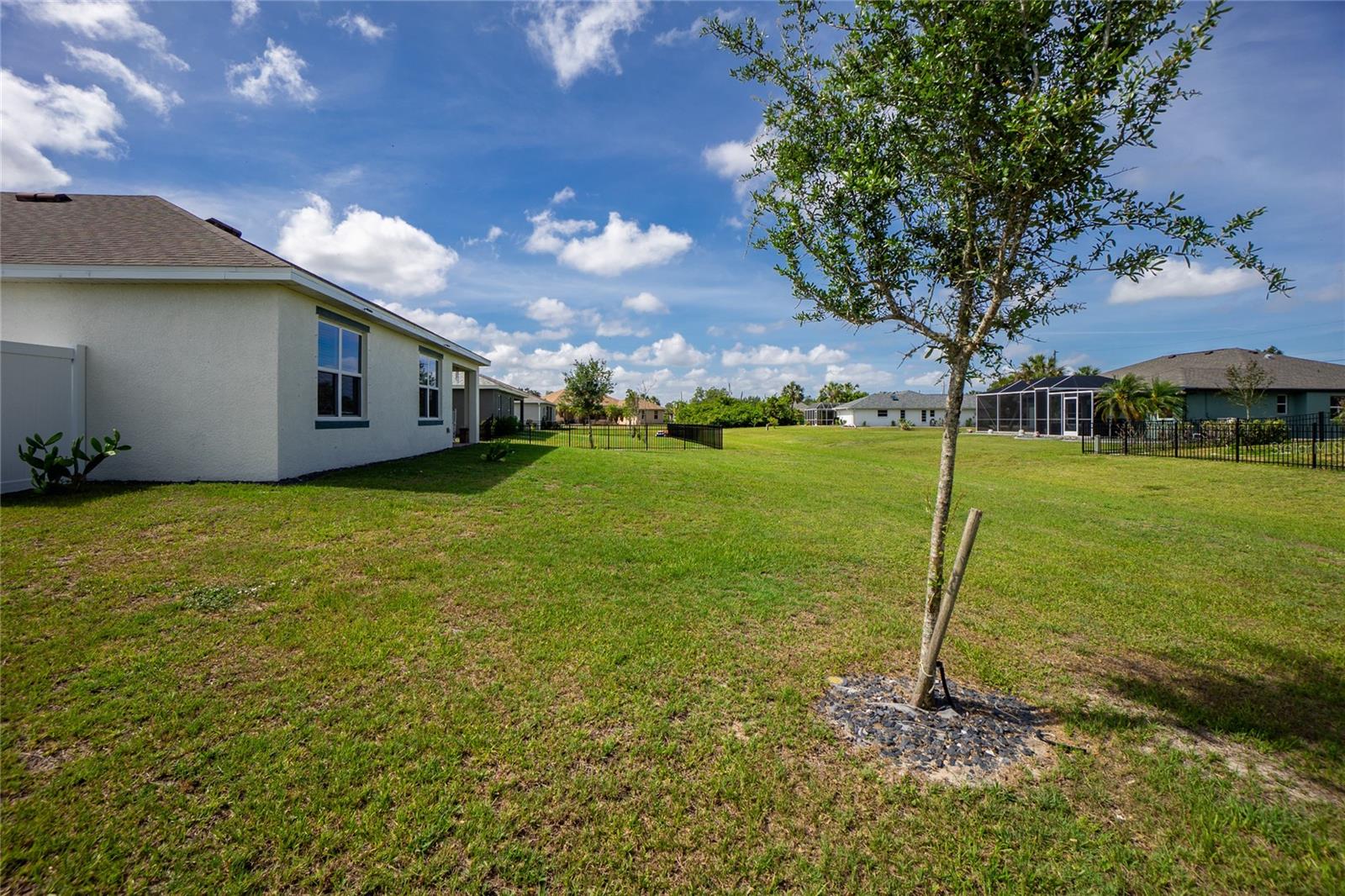 341 PORTO ALEGRE ST, PUNTA GORDA, FL, 33983
