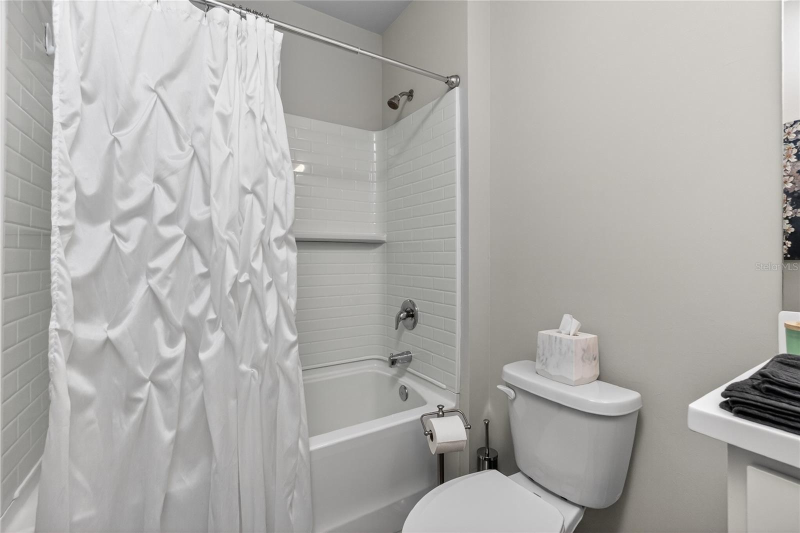 341 PORTO ALEGRE ST, PUNTA GORDA, FL, 33983