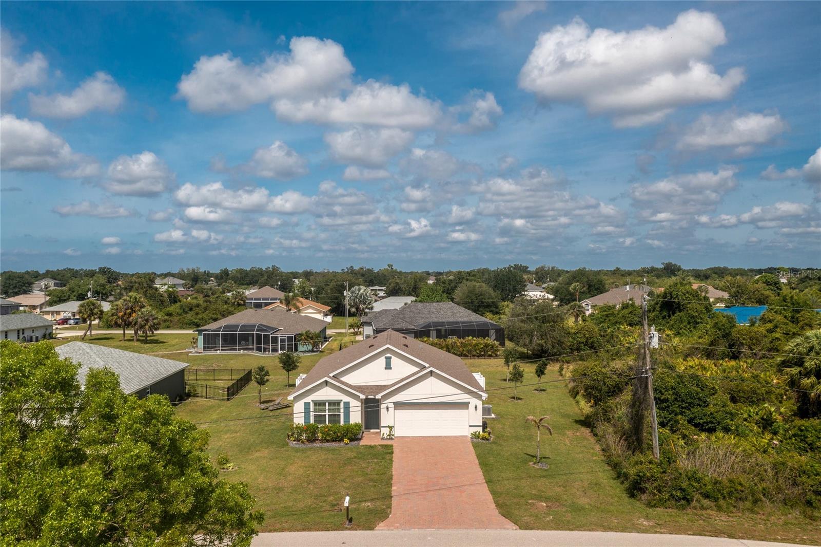 341 PORTO ALEGRE ST, PUNTA GORDA, FL, 33983