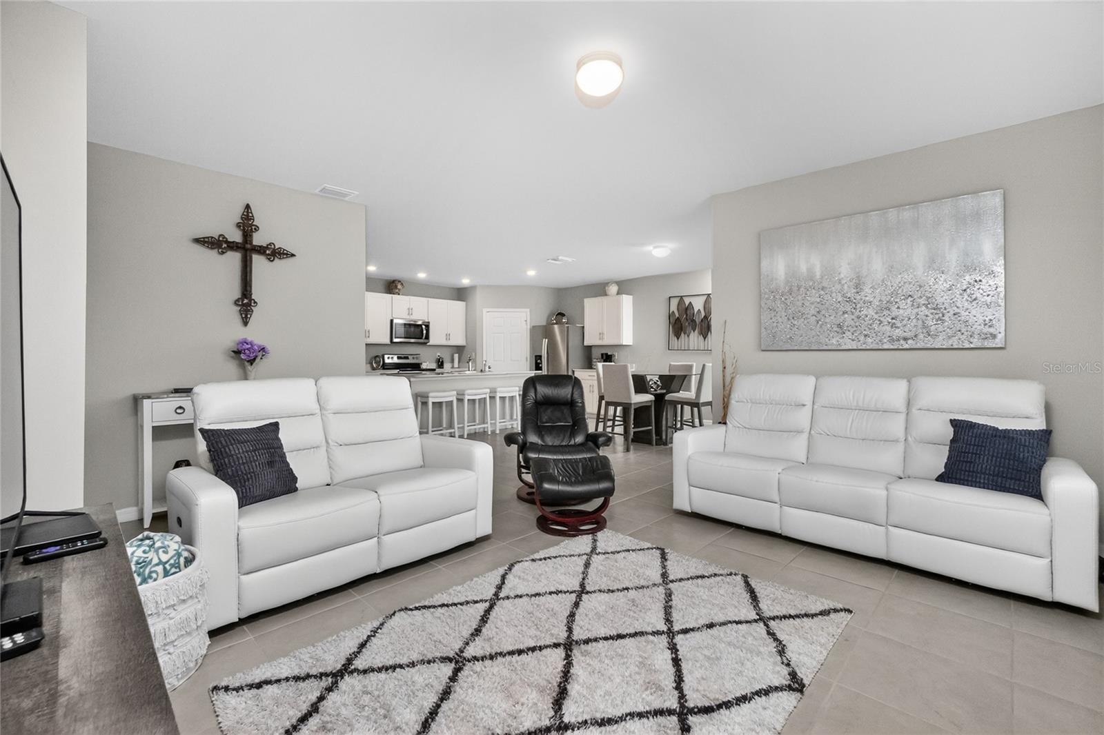 341 PORTO ALEGRE ST, PUNTA GORDA, FL, 33983