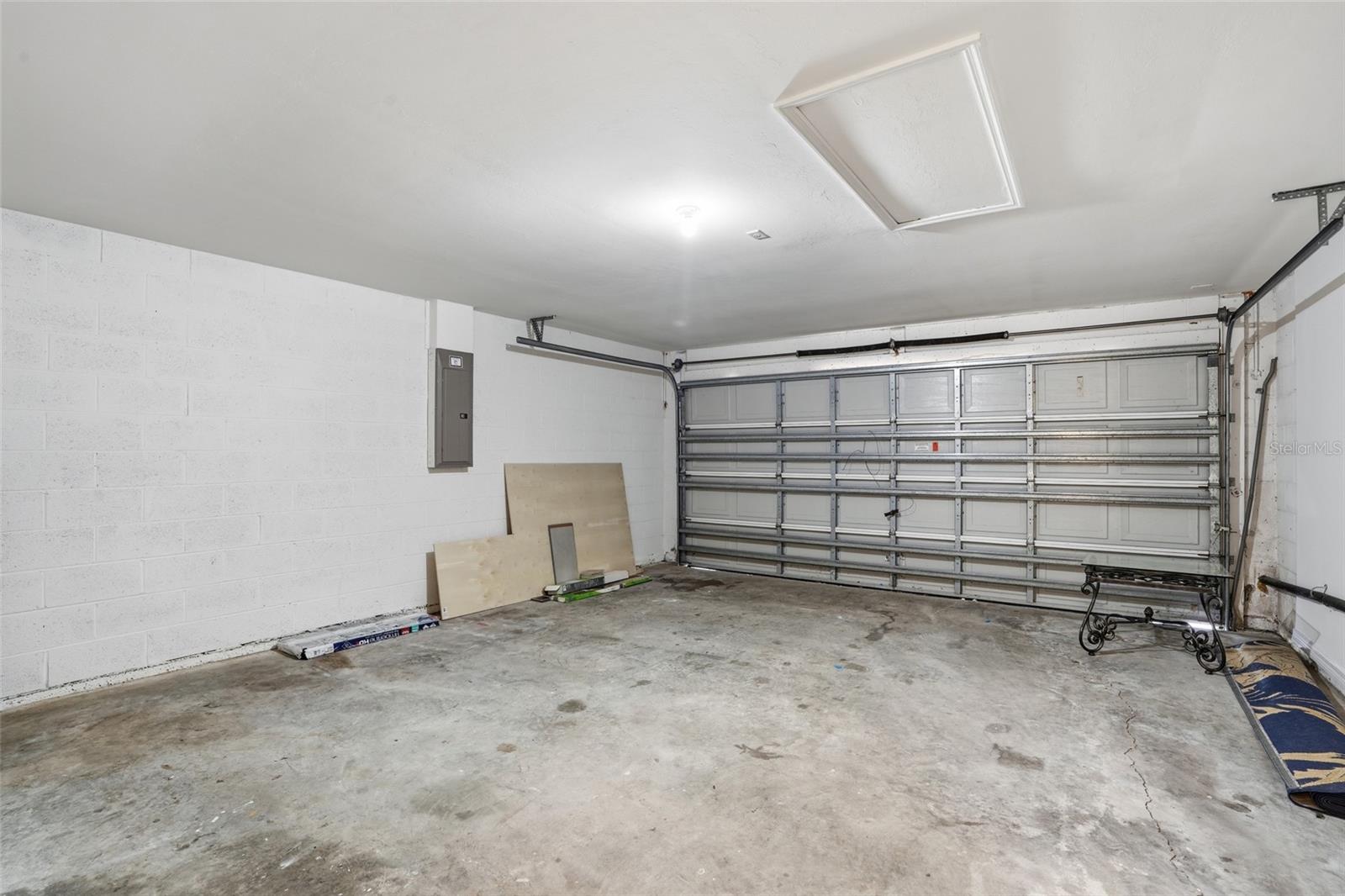 2004 NE 5TH TER, CAPE CORAL, FL, 33909
