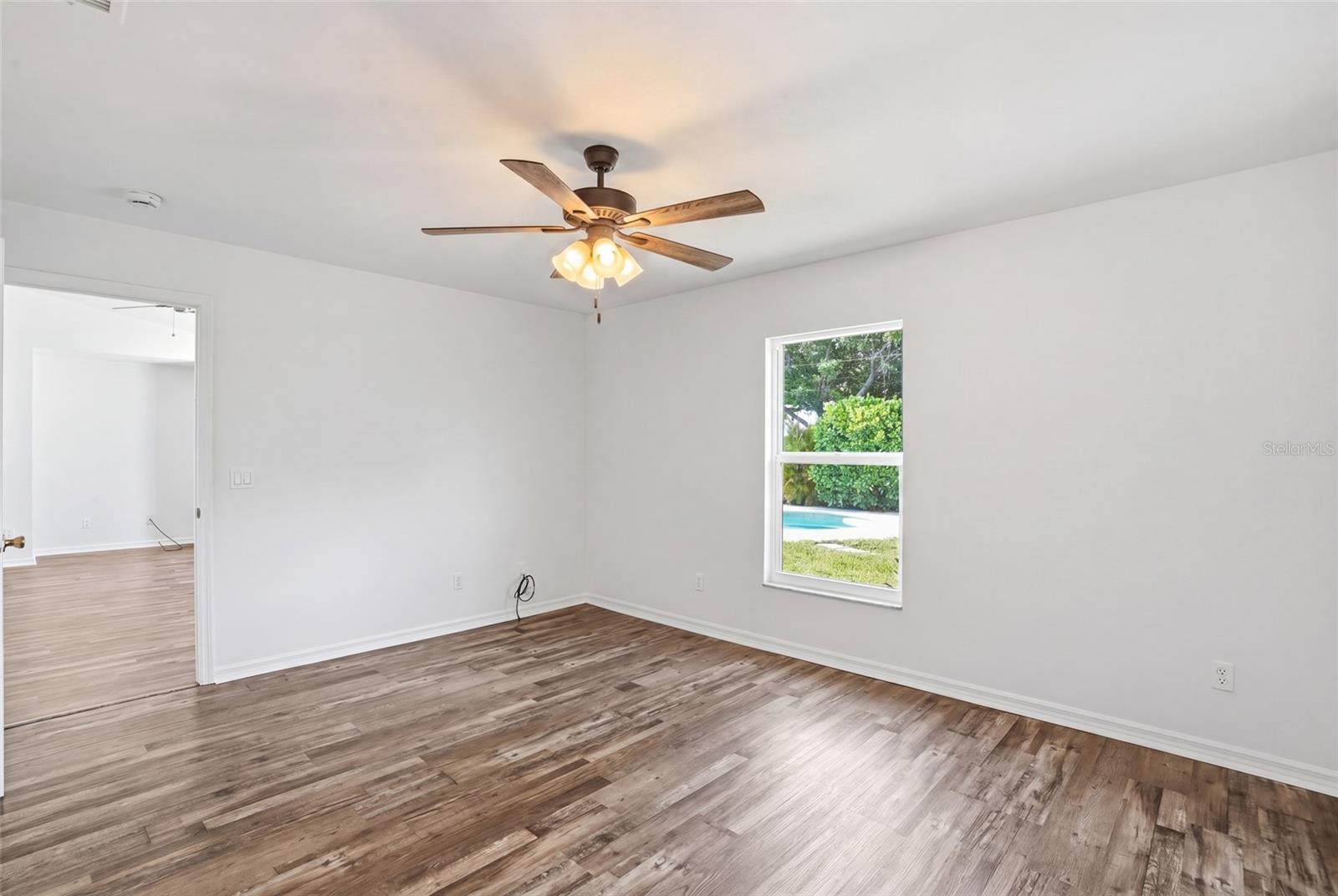 2004 NE 5TH TER, CAPE CORAL, FL, 33909