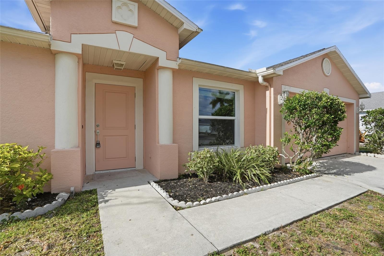 2004 NE 5TH TER, CAPE CORAL, FL, 33909