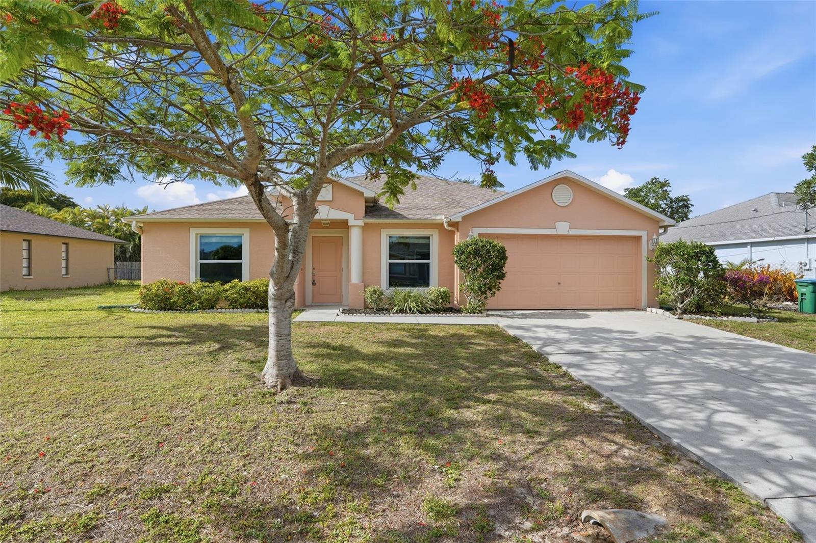 2004 NE 5TH TER, CAPE CORAL, FL, 33909