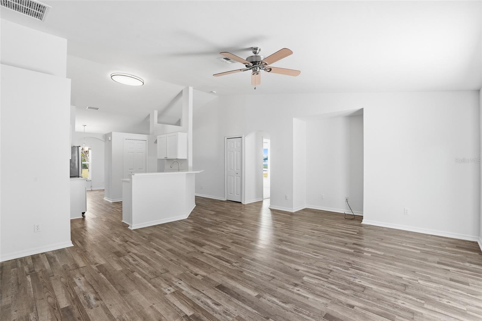 2004 NE 5TH TER, CAPE CORAL, FL, 33909