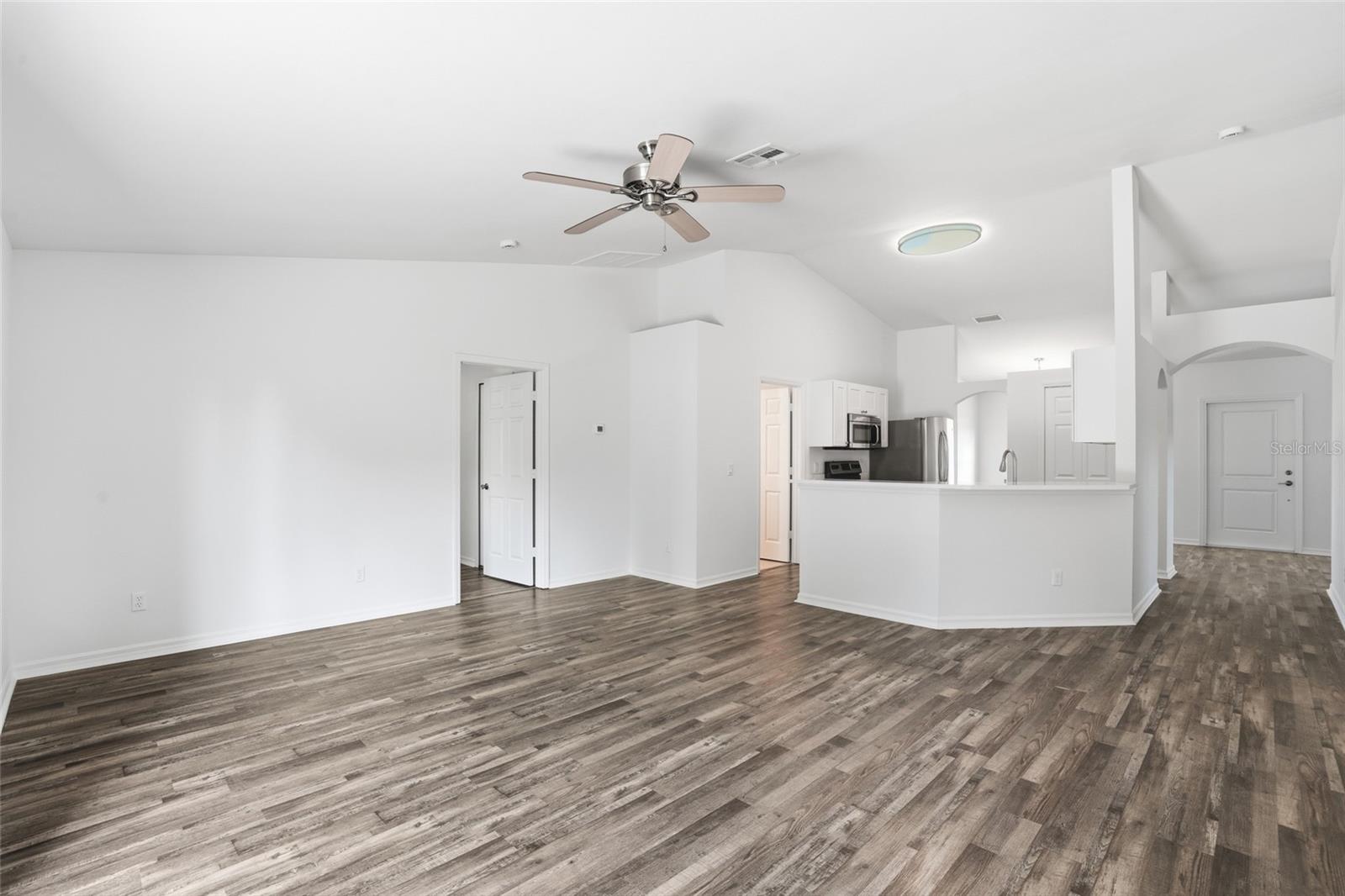 2004 NE 5TH TER, CAPE CORAL, FL, 33909