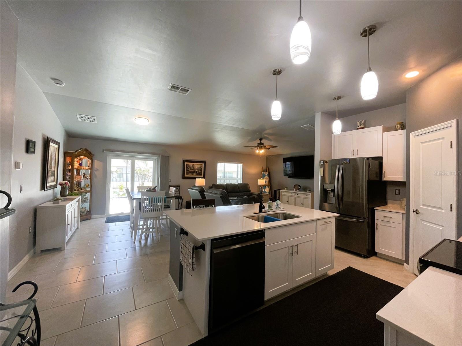 141 HERCULES DR, ROTONDA WEST, FL, 33947