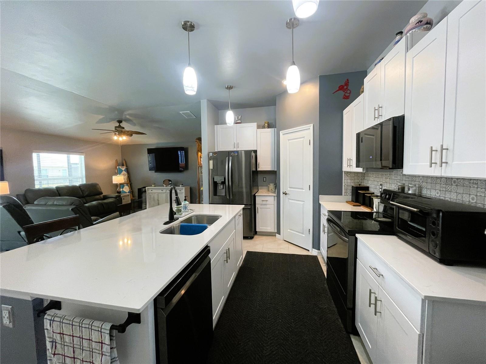 141 HERCULES DR, ROTONDA WEST, FL, 33947