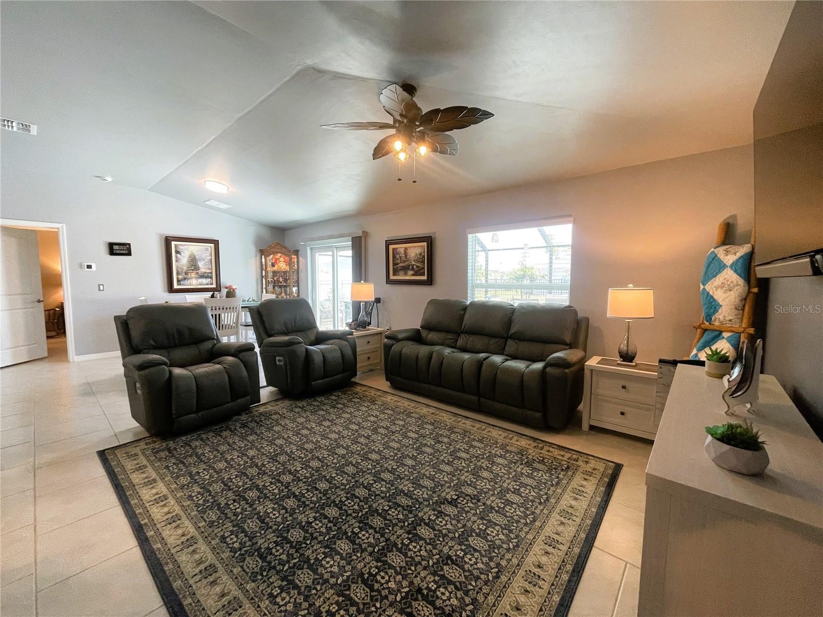 141 HERCULES DR, ROTONDA WEST, FL, 33947