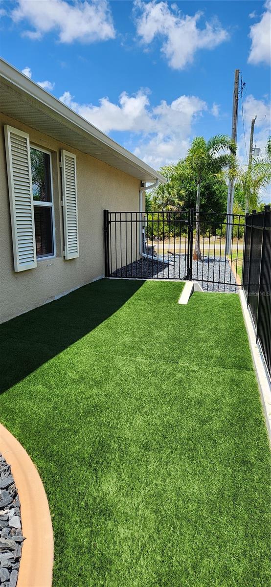 141 HERCULES DR, ROTONDA WEST, FL, 33947
