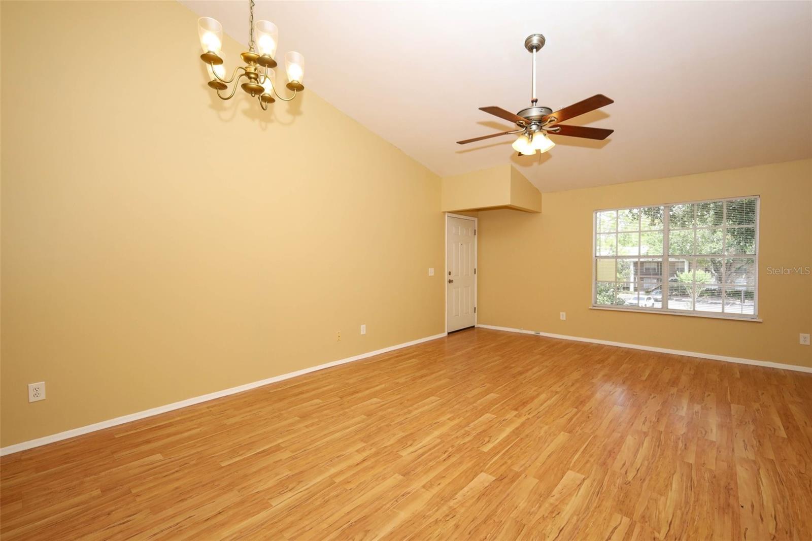 120 RESERVE CIR #200, OVIEDO, FL, 32765