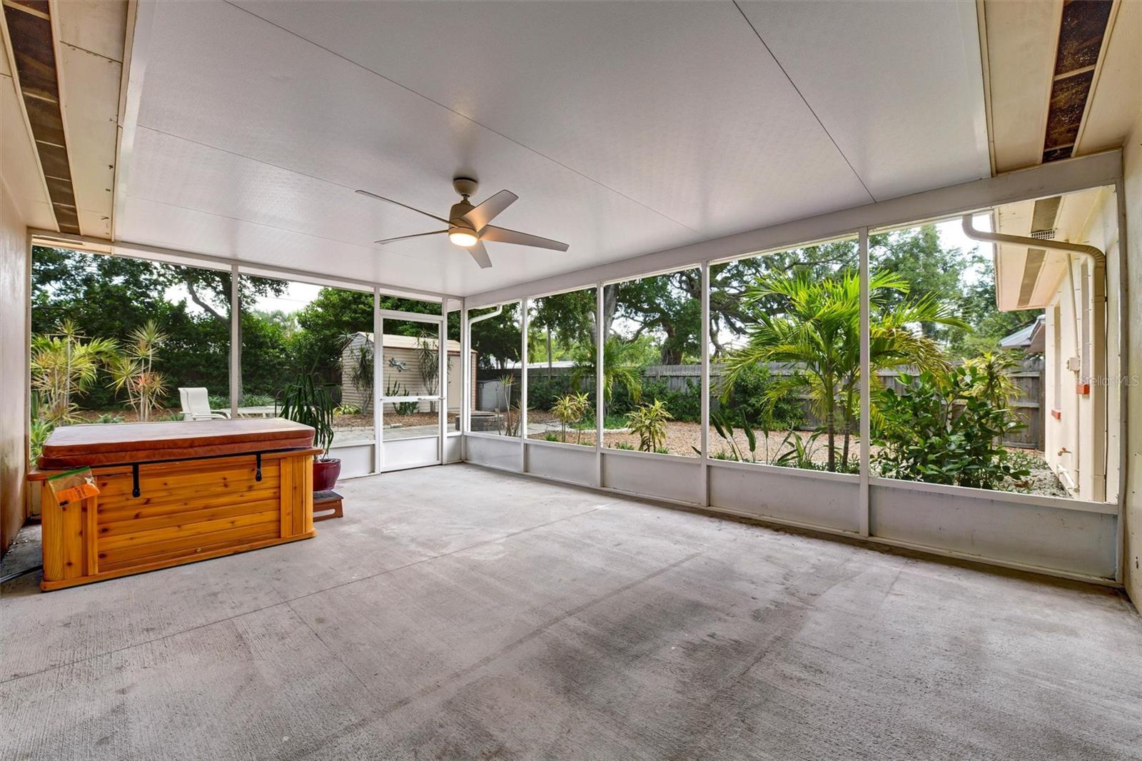 750 WOOD ST, DUNEDIN, FL, 34698