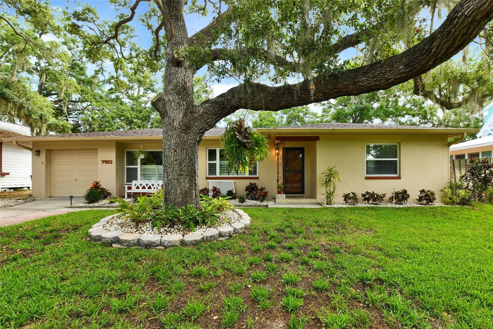 750 WOOD ST, DUNEDIN, FL, 34698