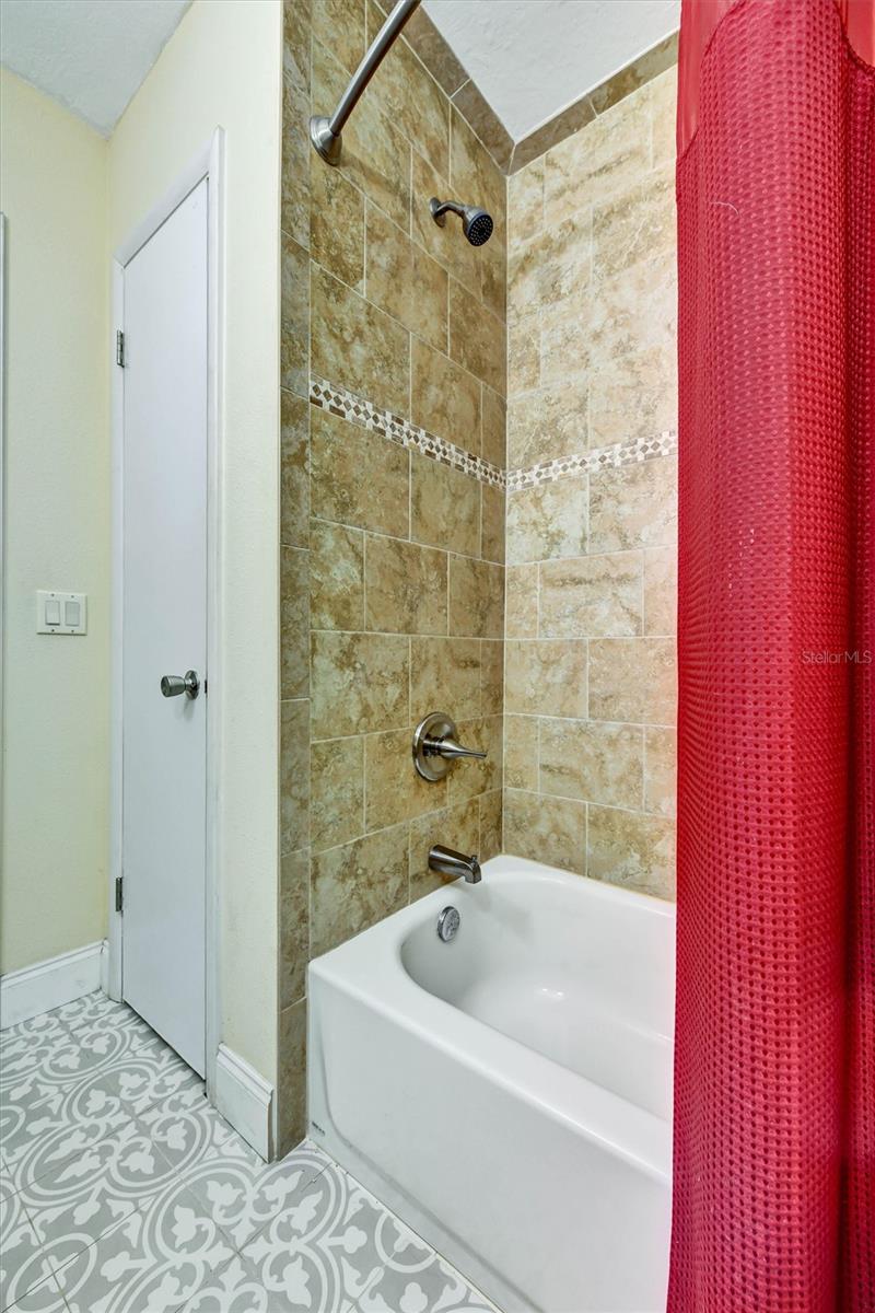 750 WOOD ST, DUNEDIN, FL, 34698