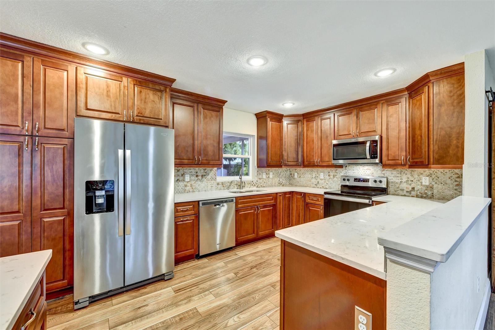 750 WOOD ST, DUNEDIN, FL, 34698