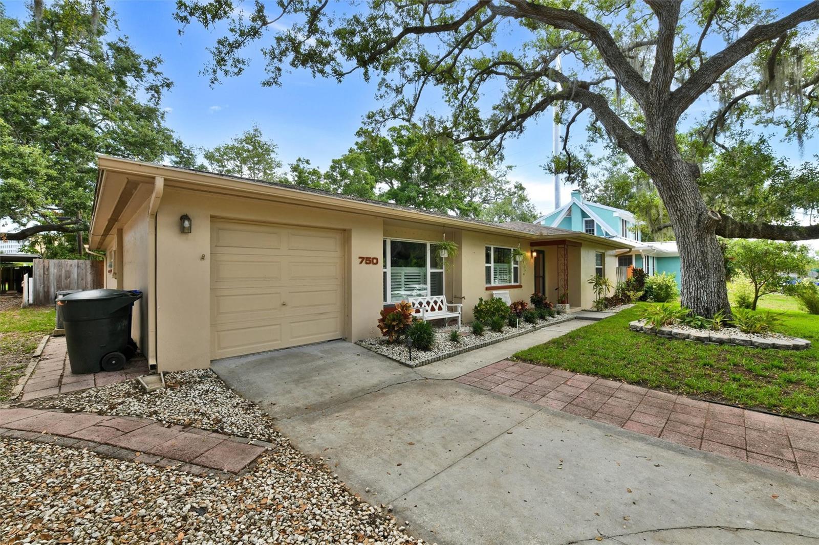 750 WOOD ST, DUNEDIN, FL, 34698