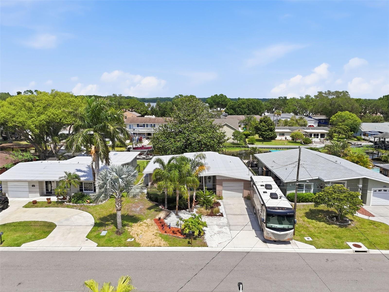 179 E CANAL DR, PALM HARBOR, FL, 34684