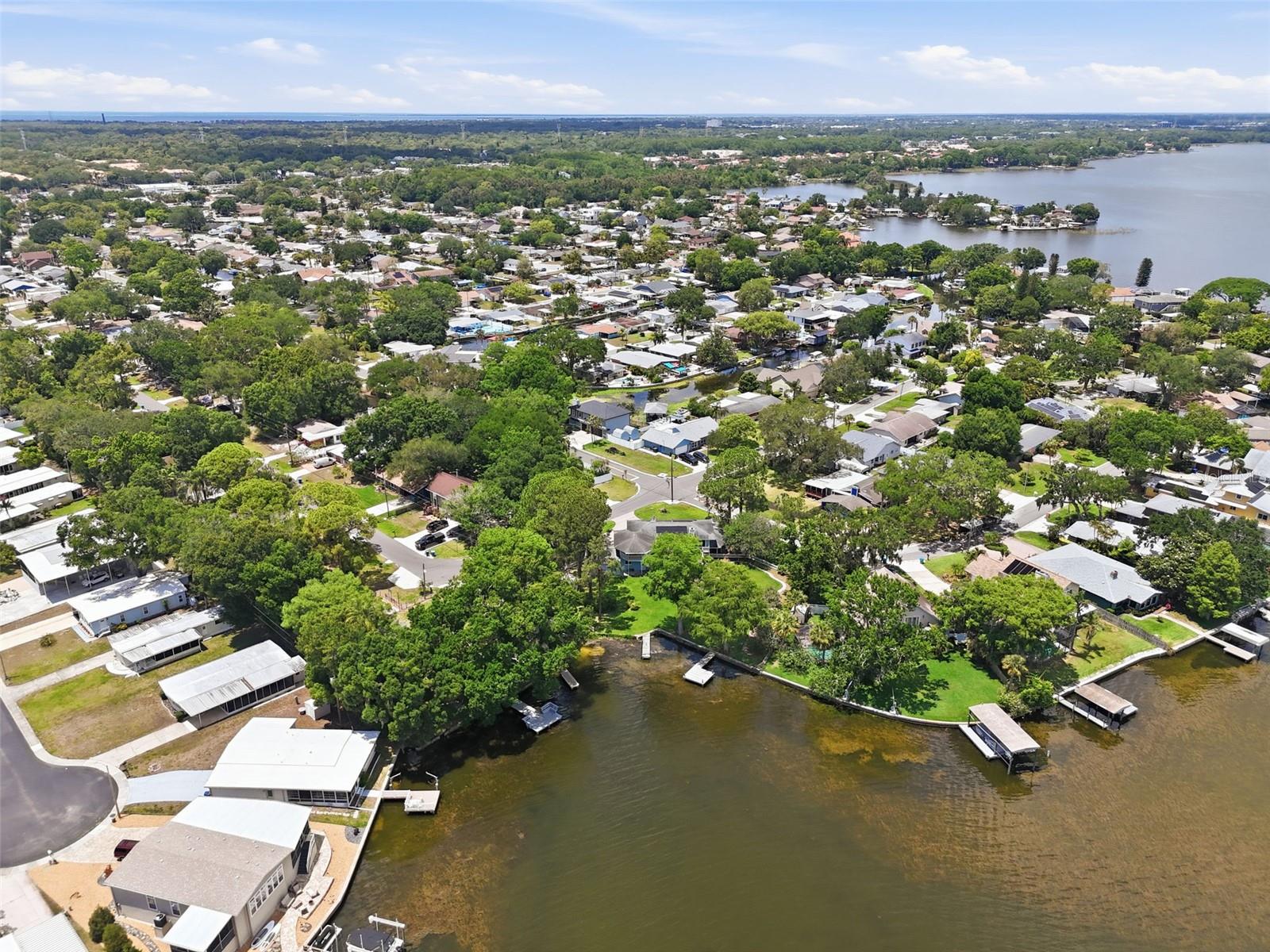 179 E CANAL DR, PALM HARBOR, FL, 34684