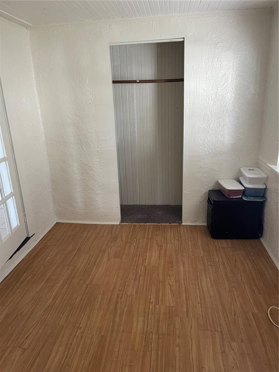 1006 1/2 DREW STREET, CLEARWATER, FL, 33755