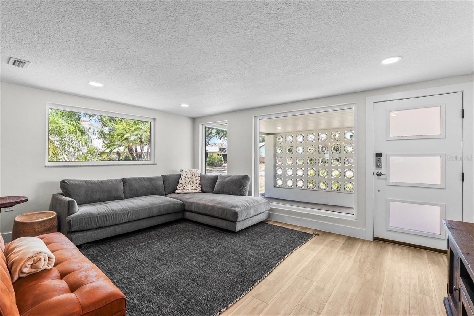 628 ONTARIO AVE, TAMPA, FL, 33606