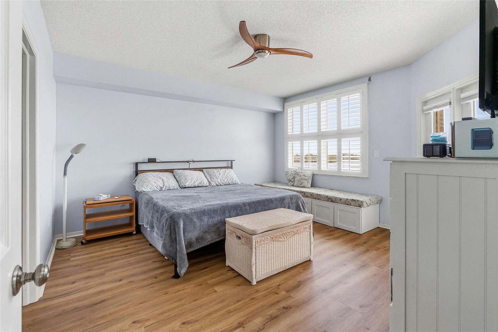 6551 SHORELINE DR #6402, ST PETERSBURG, FL, 33708