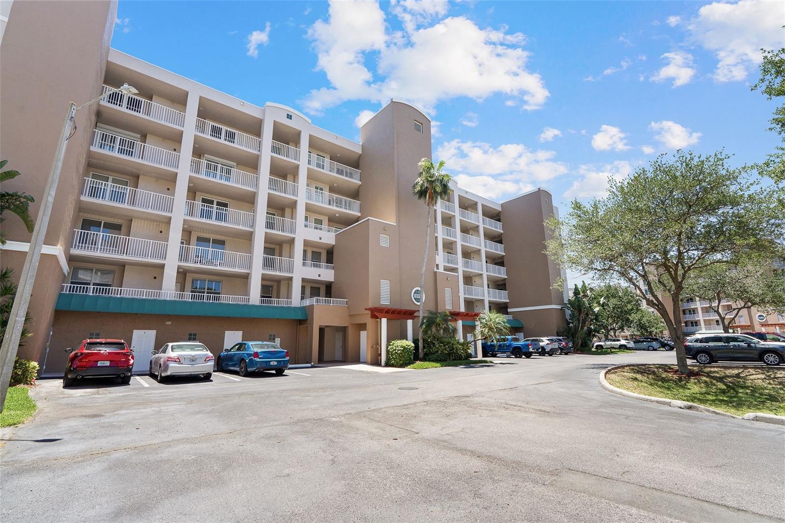6551 SHORELINE DR #6402, ST PETERSBURG, FL, 33708