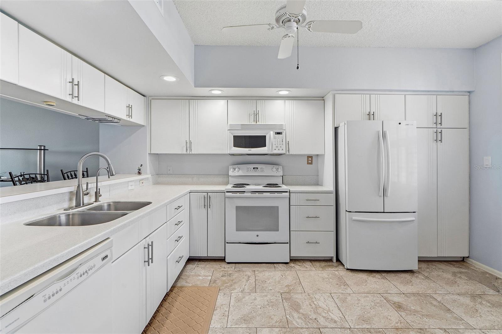 6551 SHORELINE DR #6402, ST PETERSBURG, FL, 33708