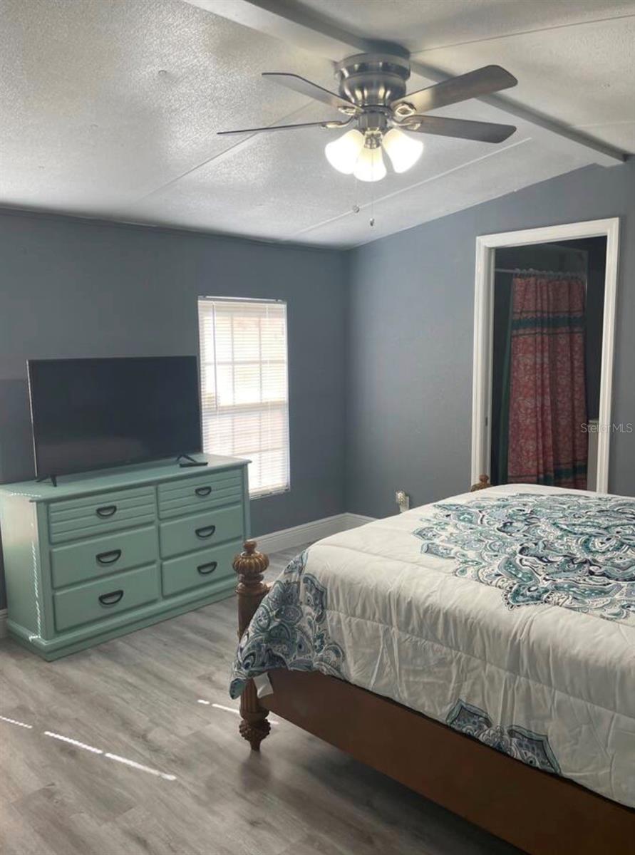 5830 PORTSMOUTH DR, TAMPA, FL, 33615