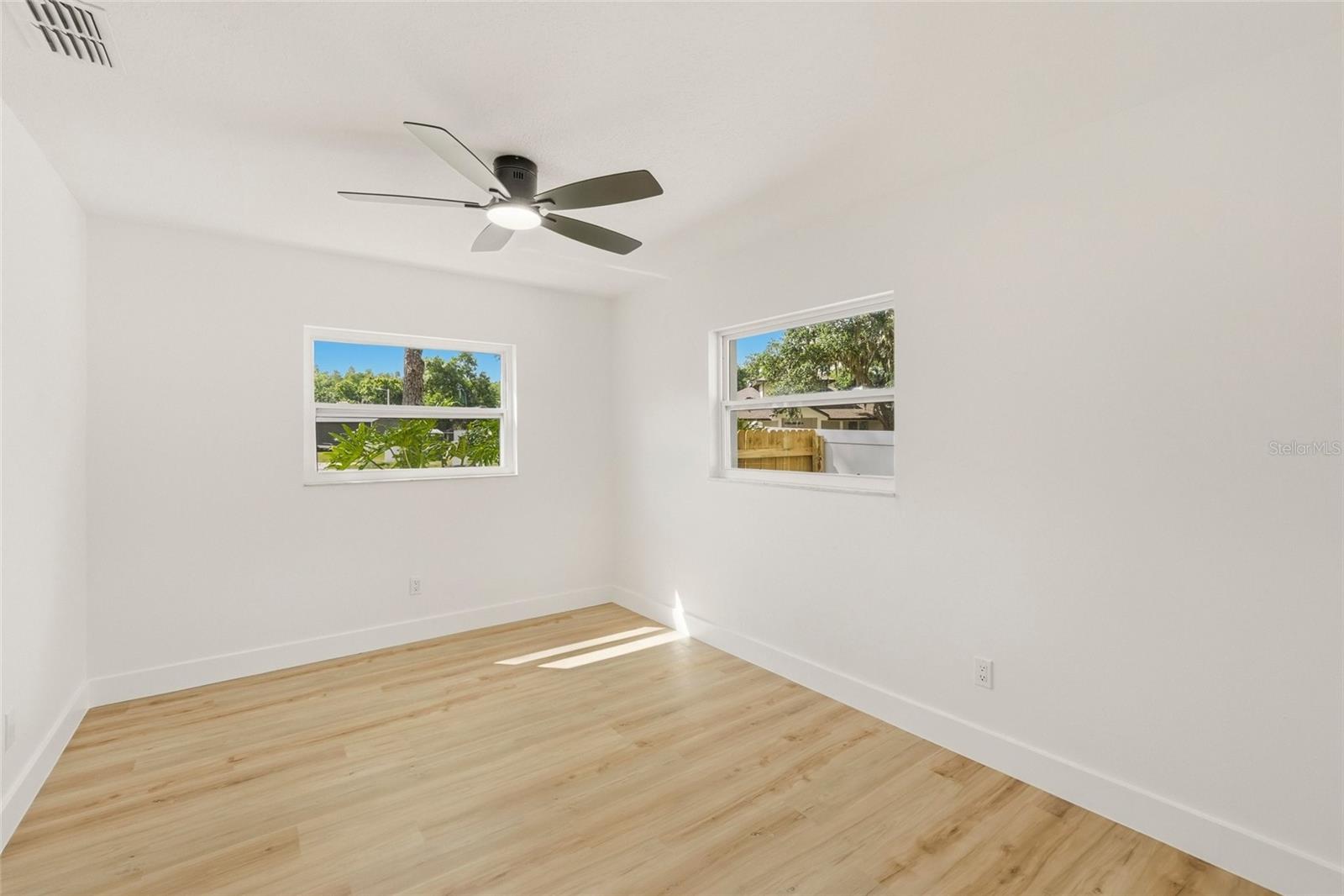 17002 PAULA LN, LUTZ, FL, 33558