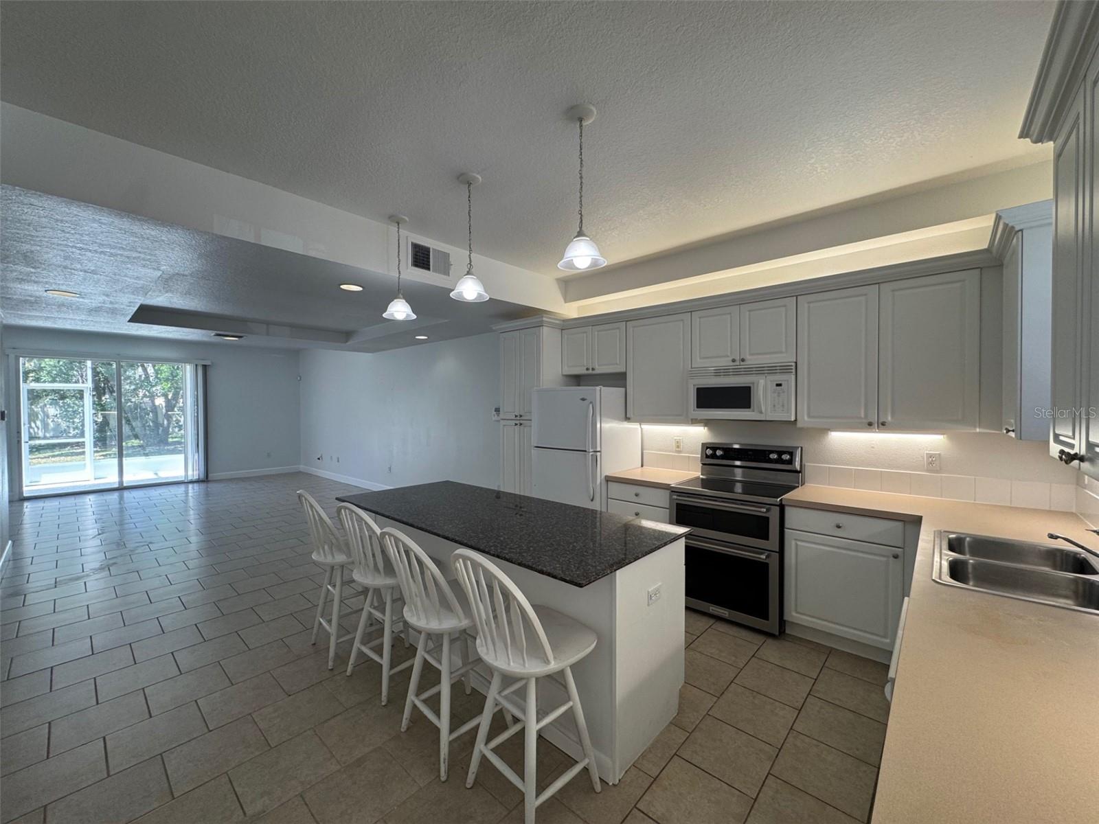 2053 GREEN OAK CT, KISSIMMEE, FL, 34744
