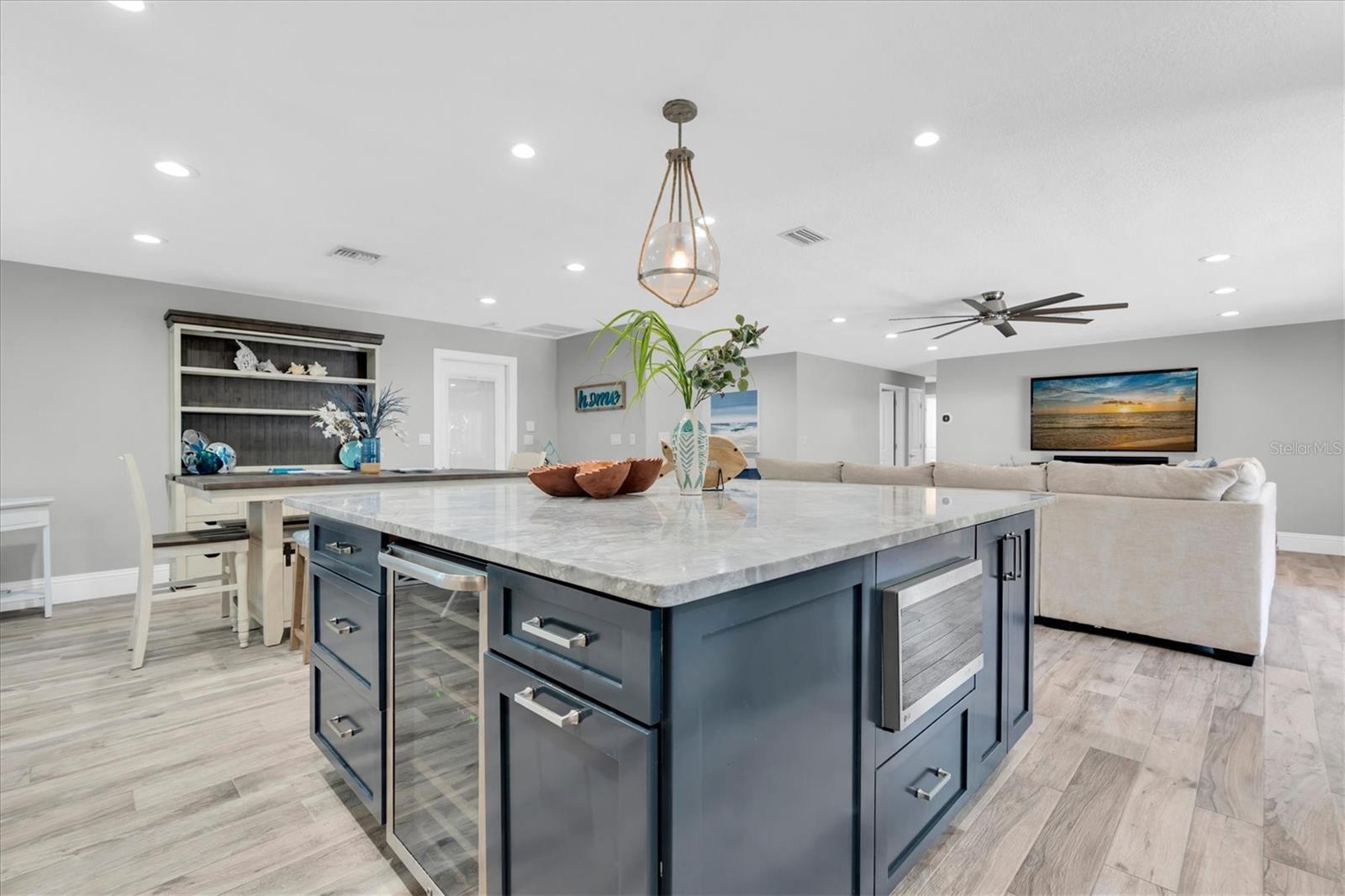 7587 132ND WAY, SEMINOLE, FL, 33776