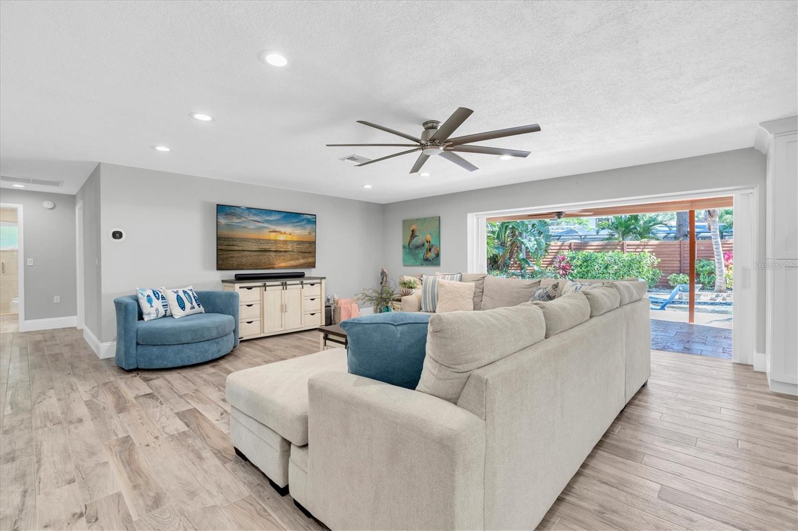 7587 132ND WAY, SEMINOLE, FL, 33776