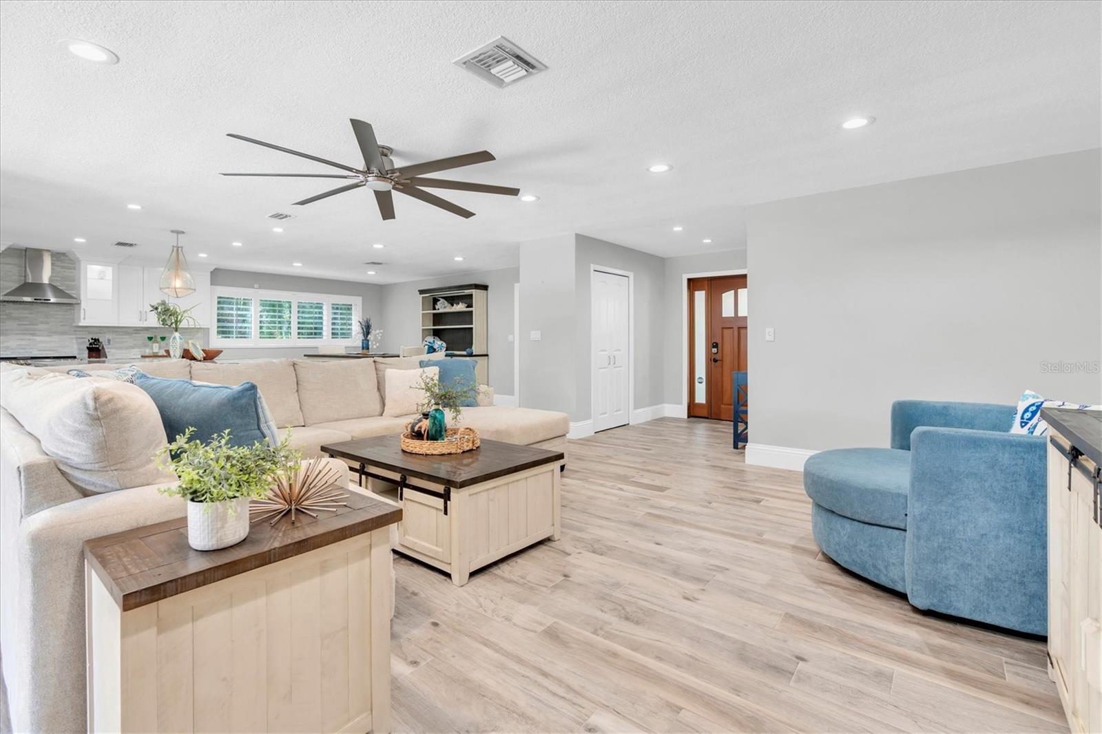 7587 132ND WAY, SEMINOLE, FL, 33776