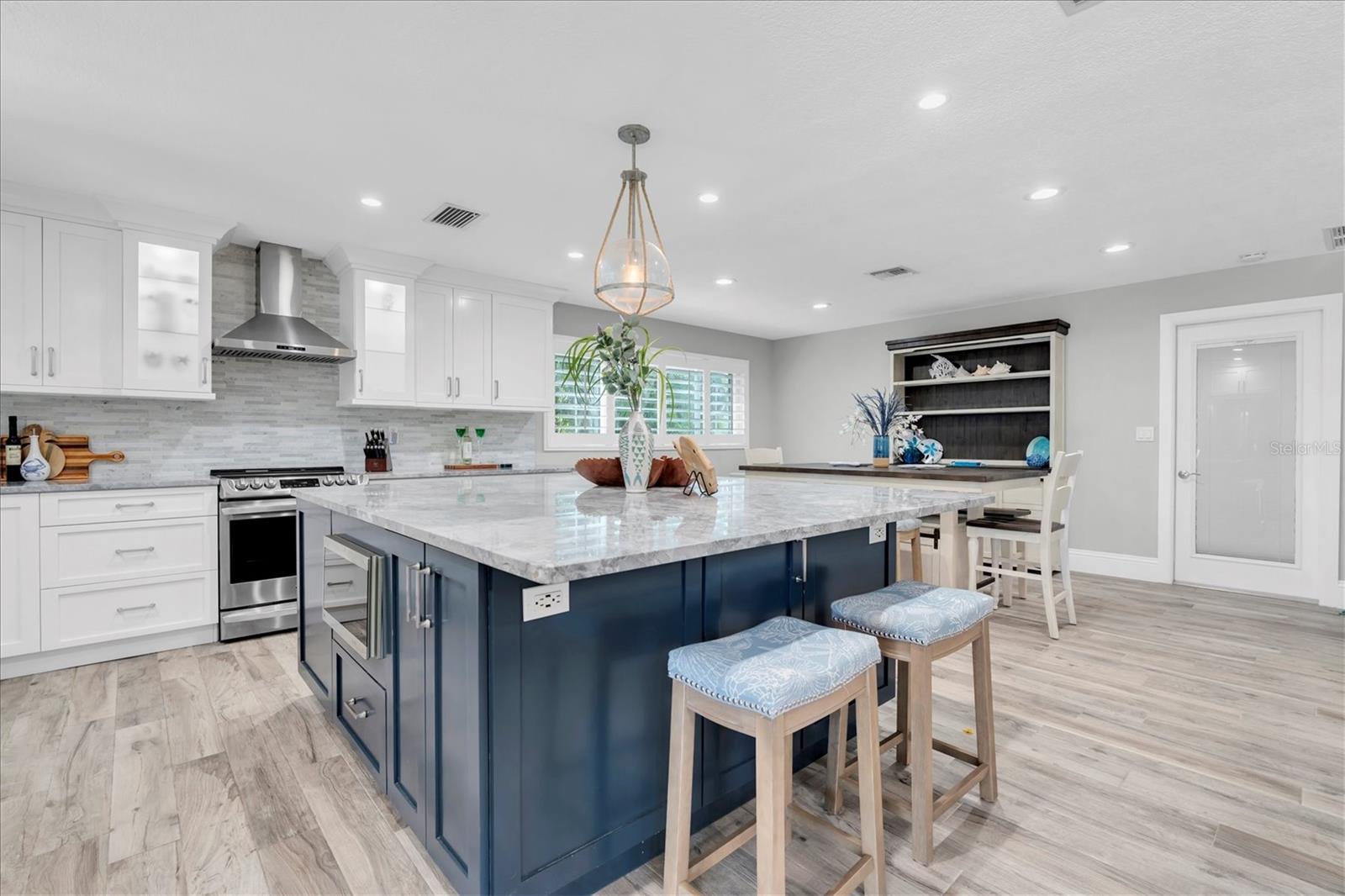 7587 132ND WAY, SEMINOLE, FL, 33776