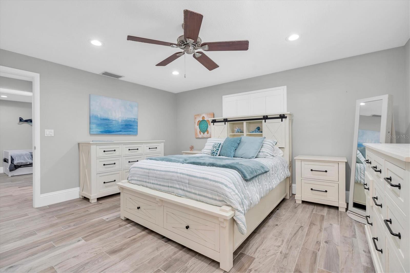 7587 132ND WAY, SEMINOLE, FL, 33776