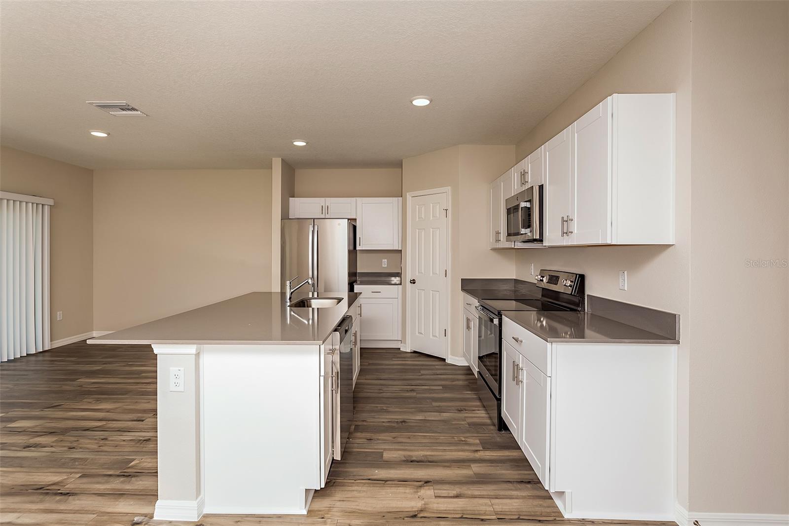 15148 MAUDE LANDING LOOP, WIMAUMA, FL, 33598