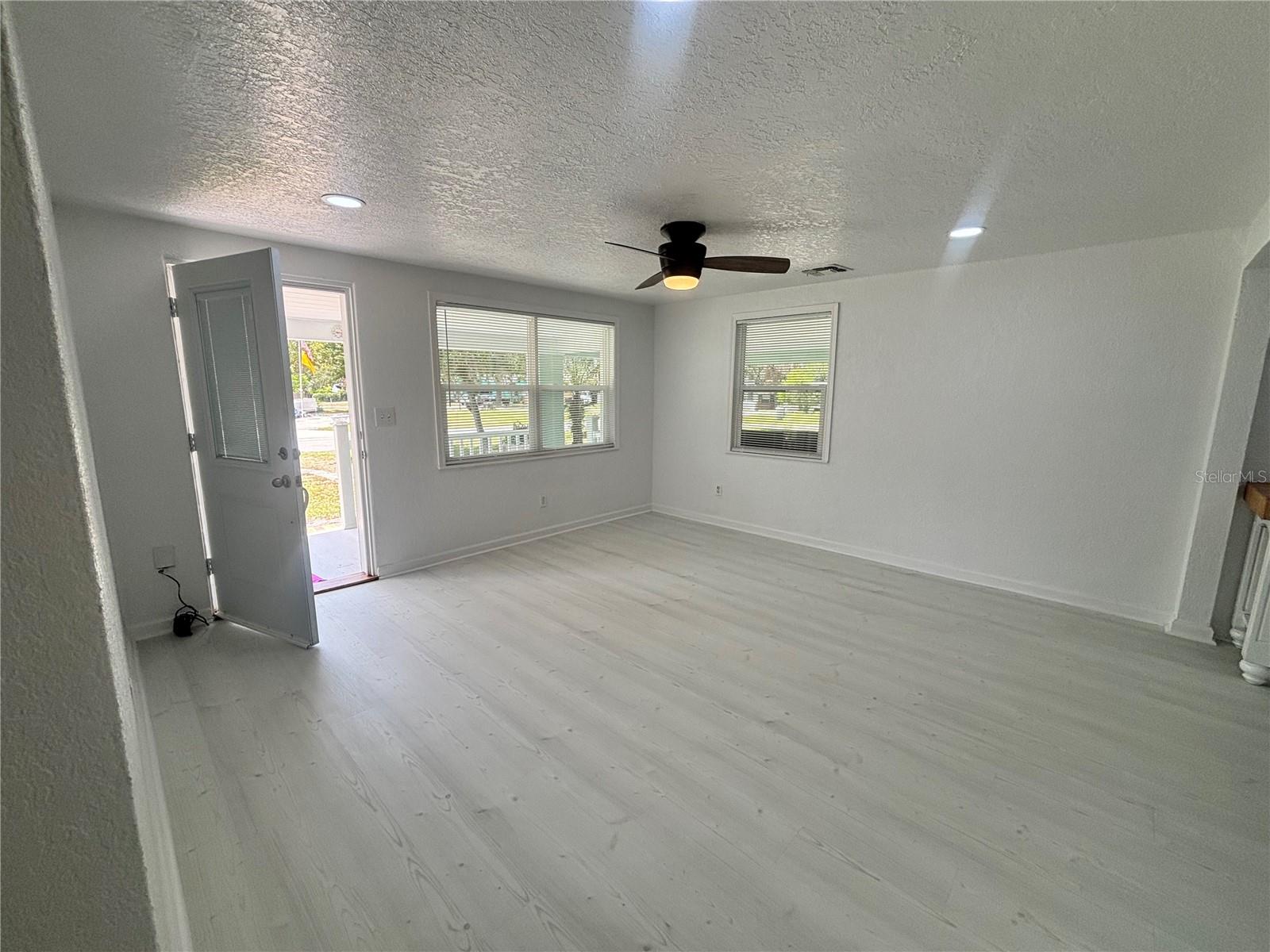 124 CORONADO RD, DEBARY, FL, 32713