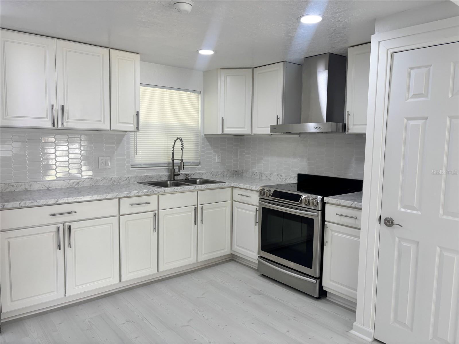 124 CORONADO RD, DEBARY, FL, 32713