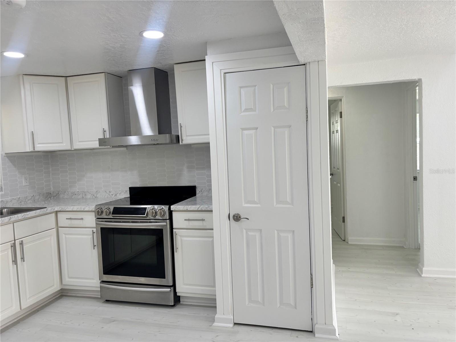 124 CORONADO RD, DEBARY, FL, 32713