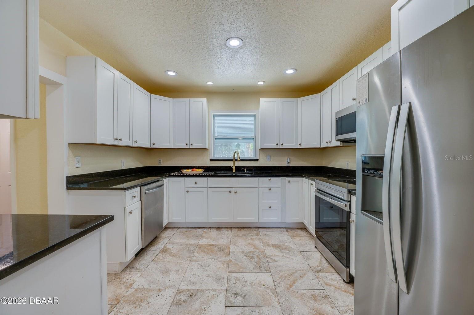 243 N PENINSULA DR, DAYTONA BEACH, FL, 32118