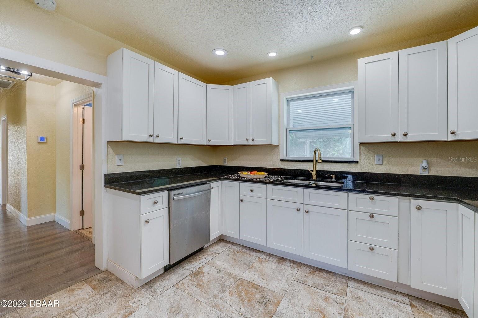 243 N PENINSULA DR, DAYTONA BEACH, FL, 32118
