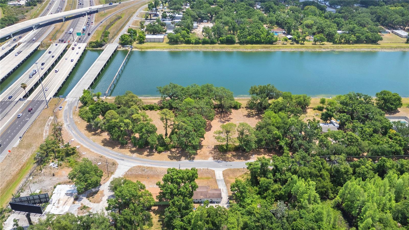 5015 GARDEN LN, TAMPA, FL, 33610