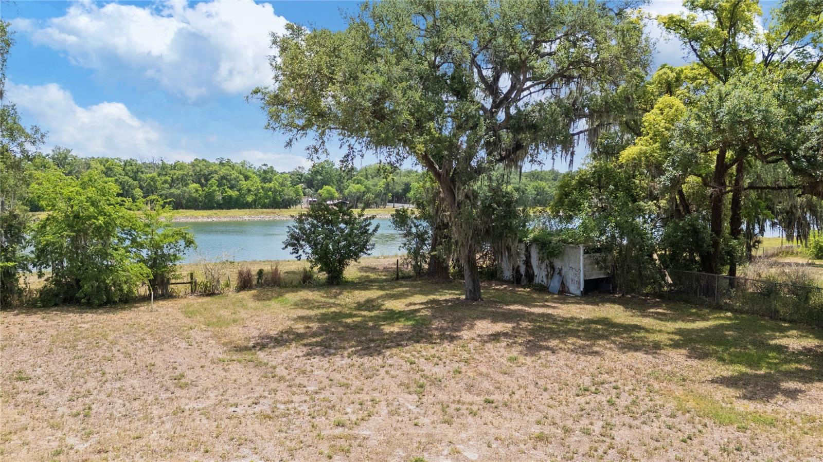 5015 GARDEN LN, TAMPA, FL, 33610