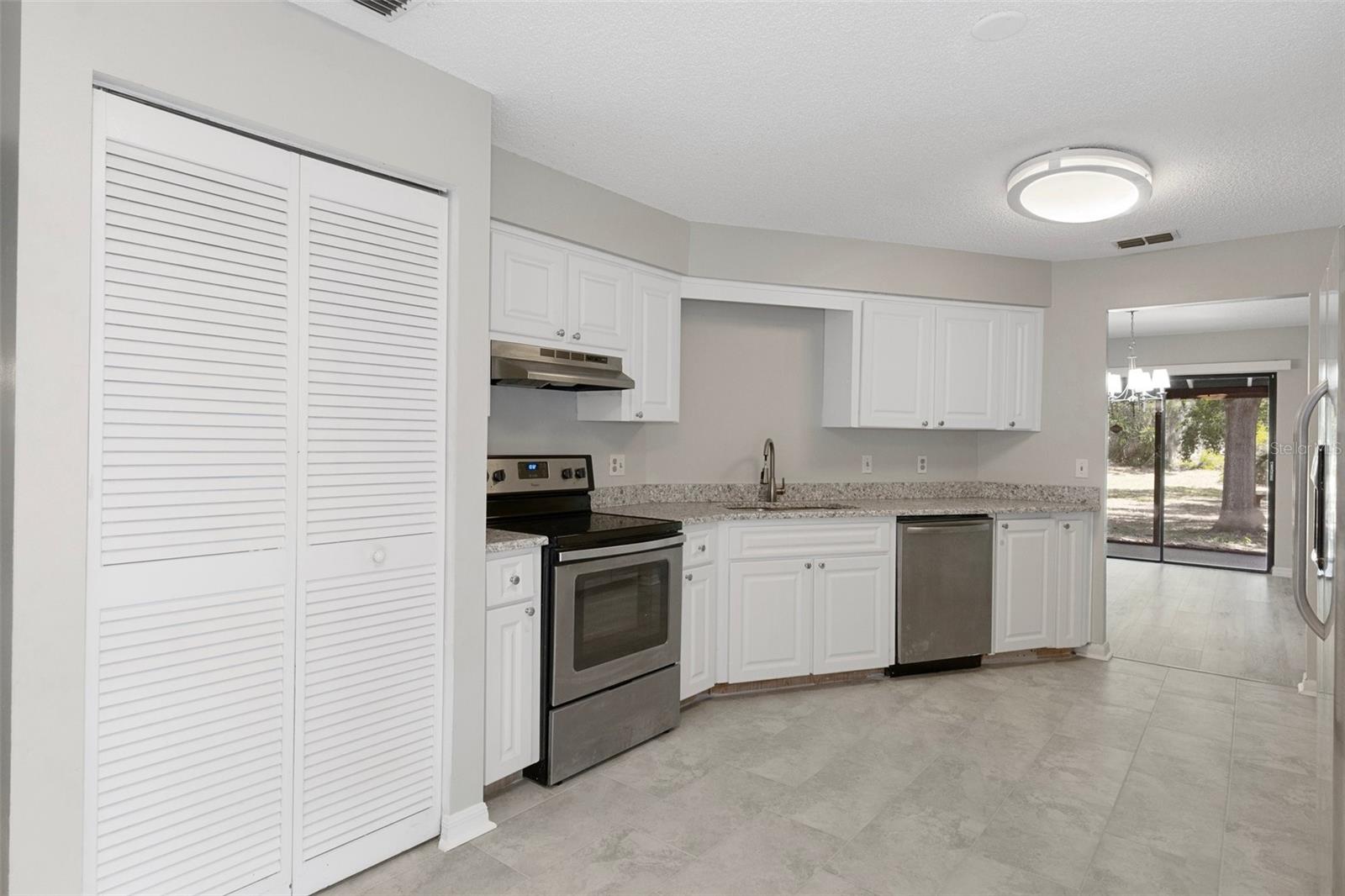 11315 N OLA AVE, TAMPA, FL, 33612