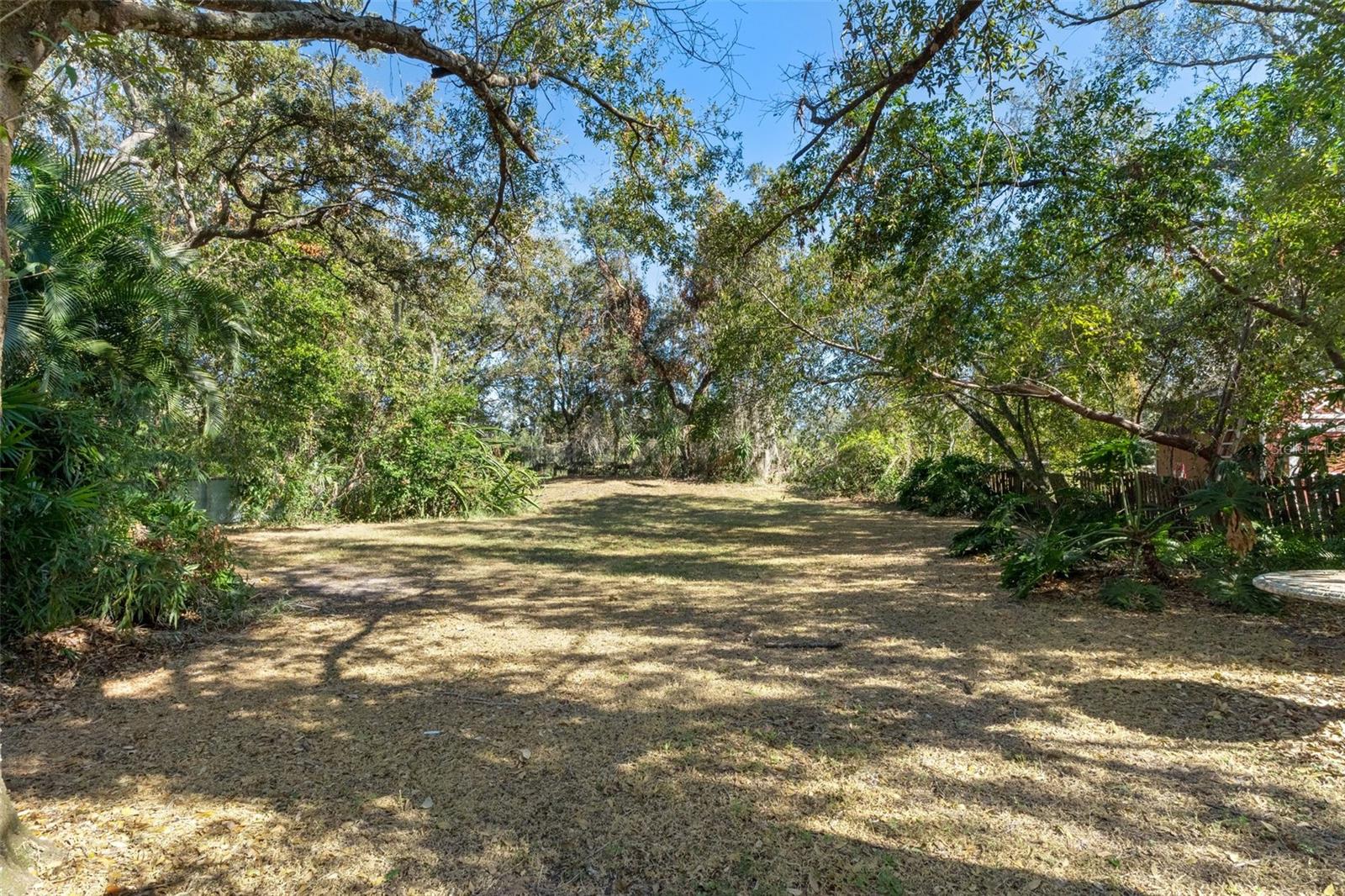 11315 N OLA AVE, TAMPA, FL, 33612