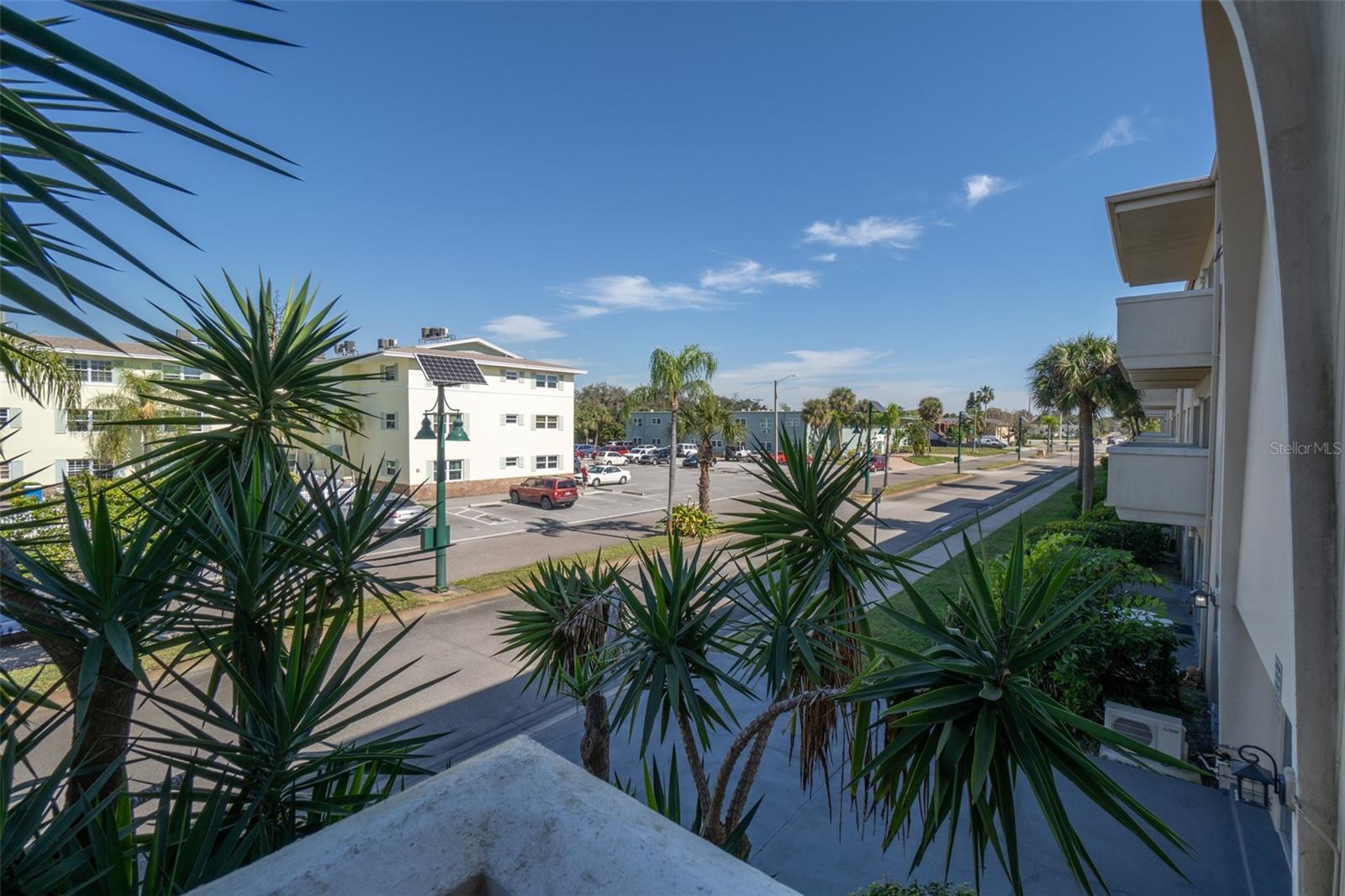 223 COLUMBIA DR #214, CAPE CANAVERAL, FL, 32920