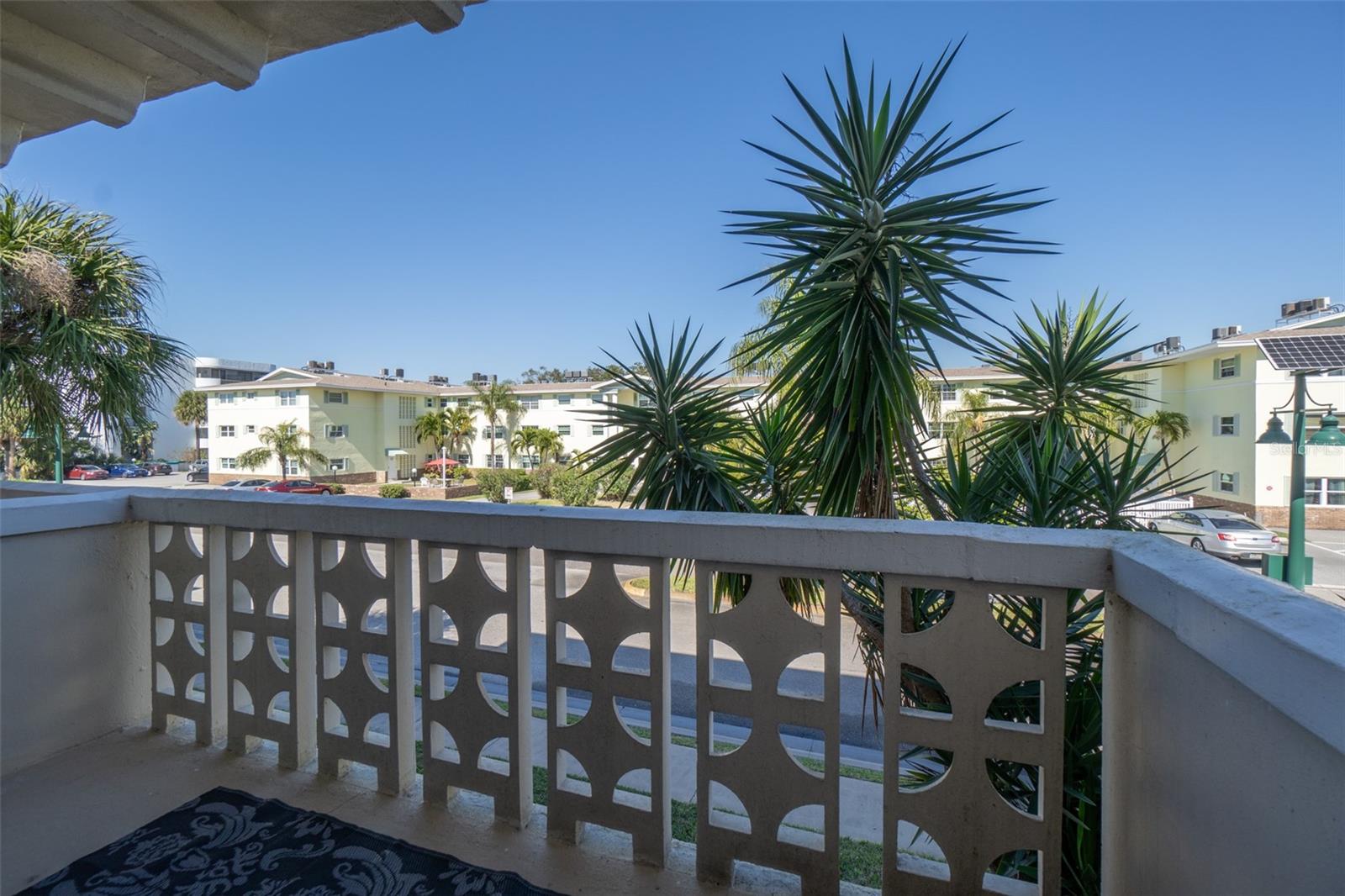 223 COLUMBIA DR #214, CAPE CANAVERAL, FL, 32920