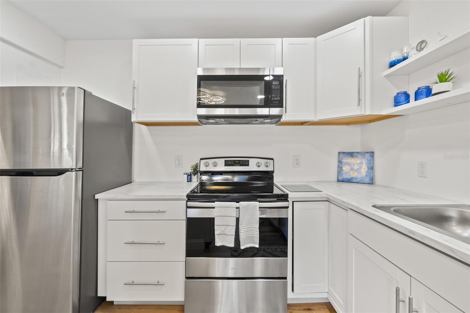 223 COLUMBIA DR #214, CAPE CANAVERAL, FL, 32920