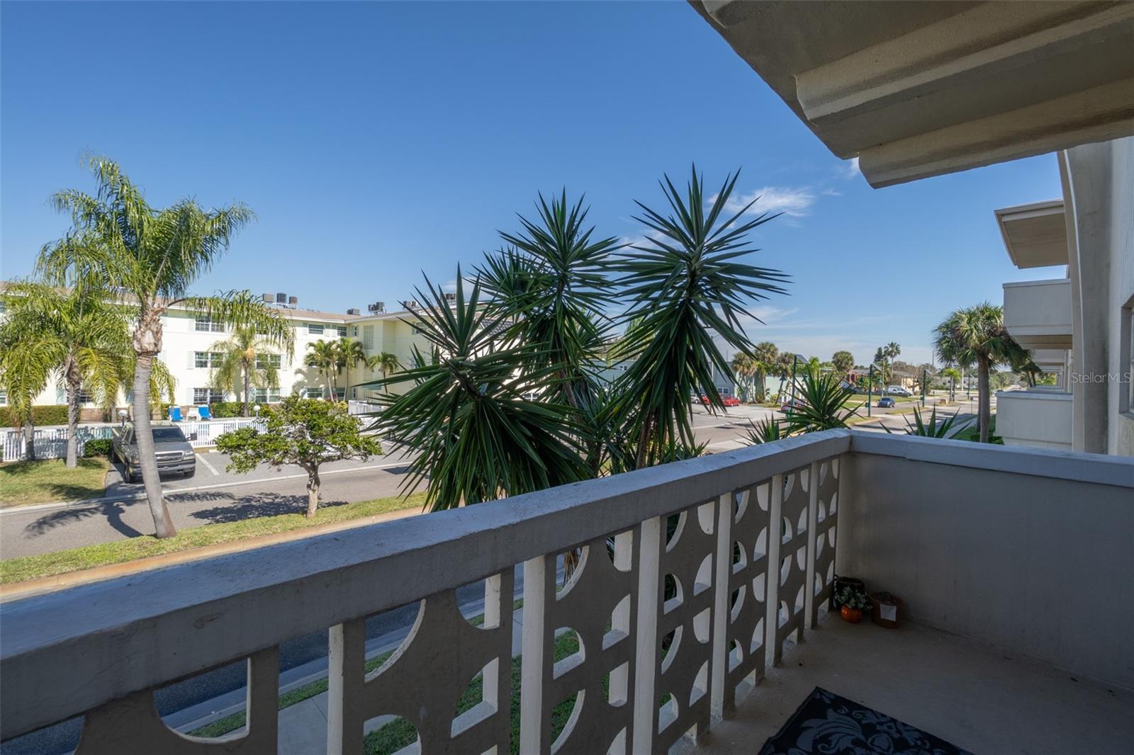 223 COLUMBIA DR #214, CAPE CANAVERAL, FL, 32920