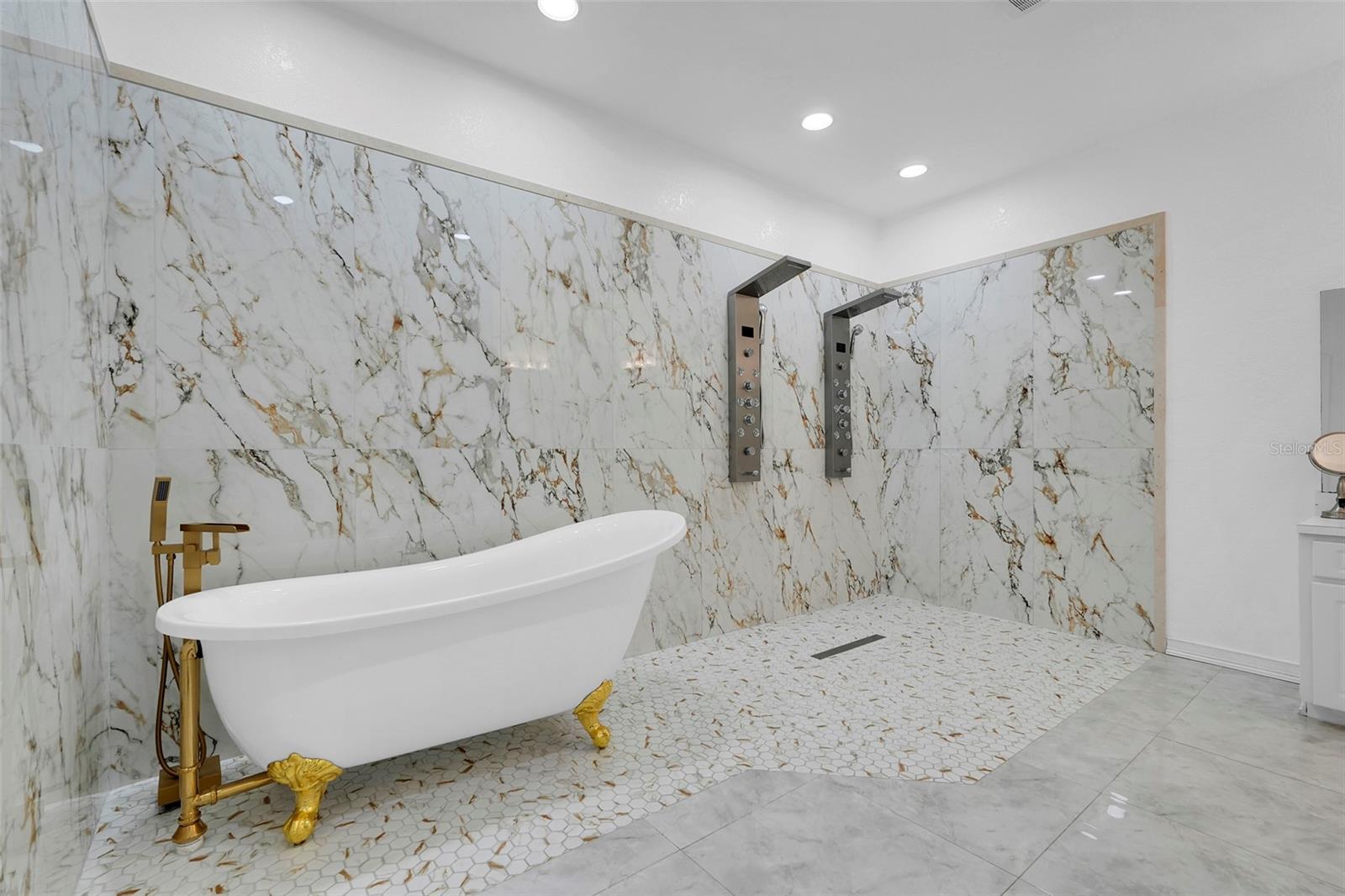 2735 BERKFORD CIR, LAKELAND, FL, 33810